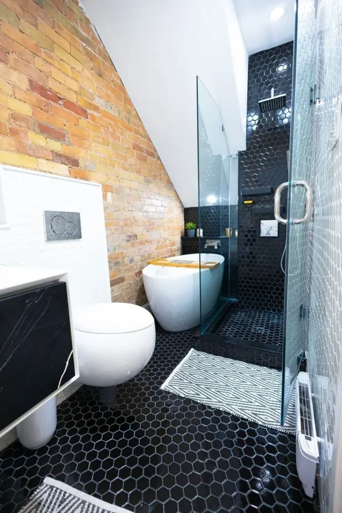 Thornhill — Compact Black-&-White Bathroom Remodel