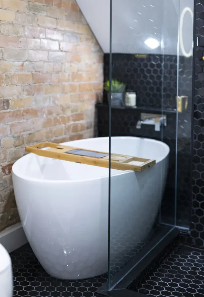 bathroom renovation contractor in Hamilton