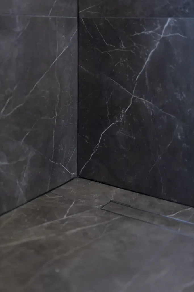 bathroom renovation contractor in East York 