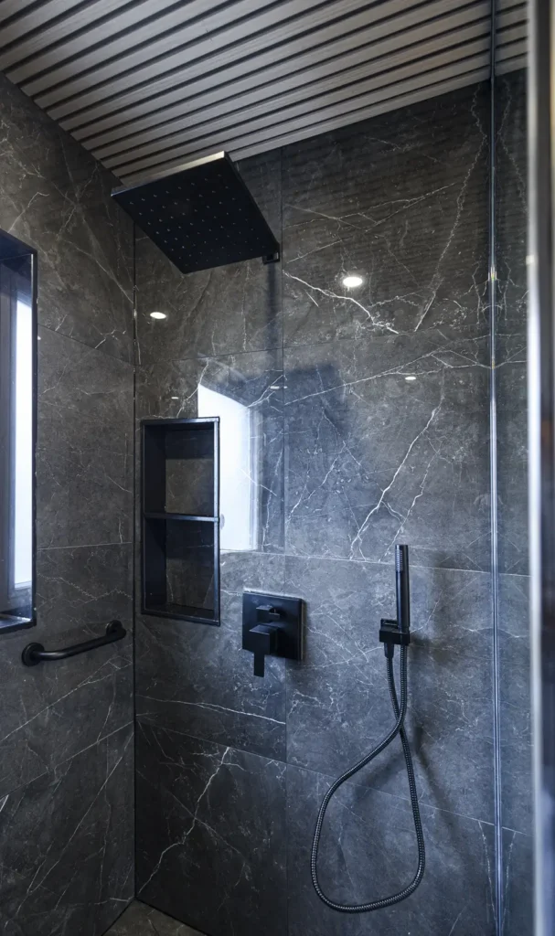bathroom renovation company in East York 